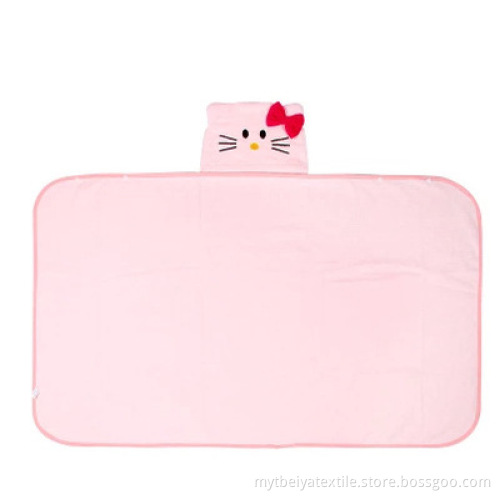 Cute and bright organic baby towel adapt to baby